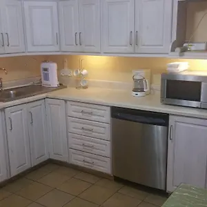 Flower Of Joy Wellness - Hillview Sanctuary Apartment