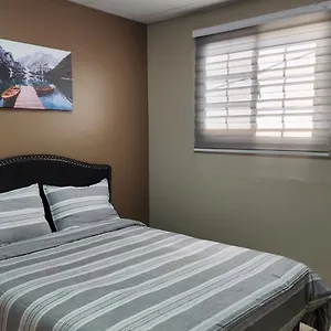 The Layover - 6 Mins From The Airport, Fully Equipped For Short And Long Apartment