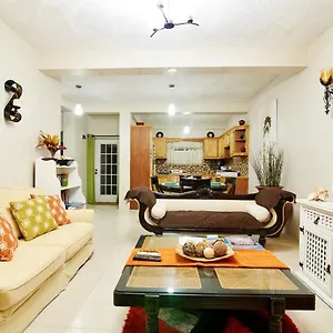 Atlantic Breeze Apartments, Canouan Island Apartment